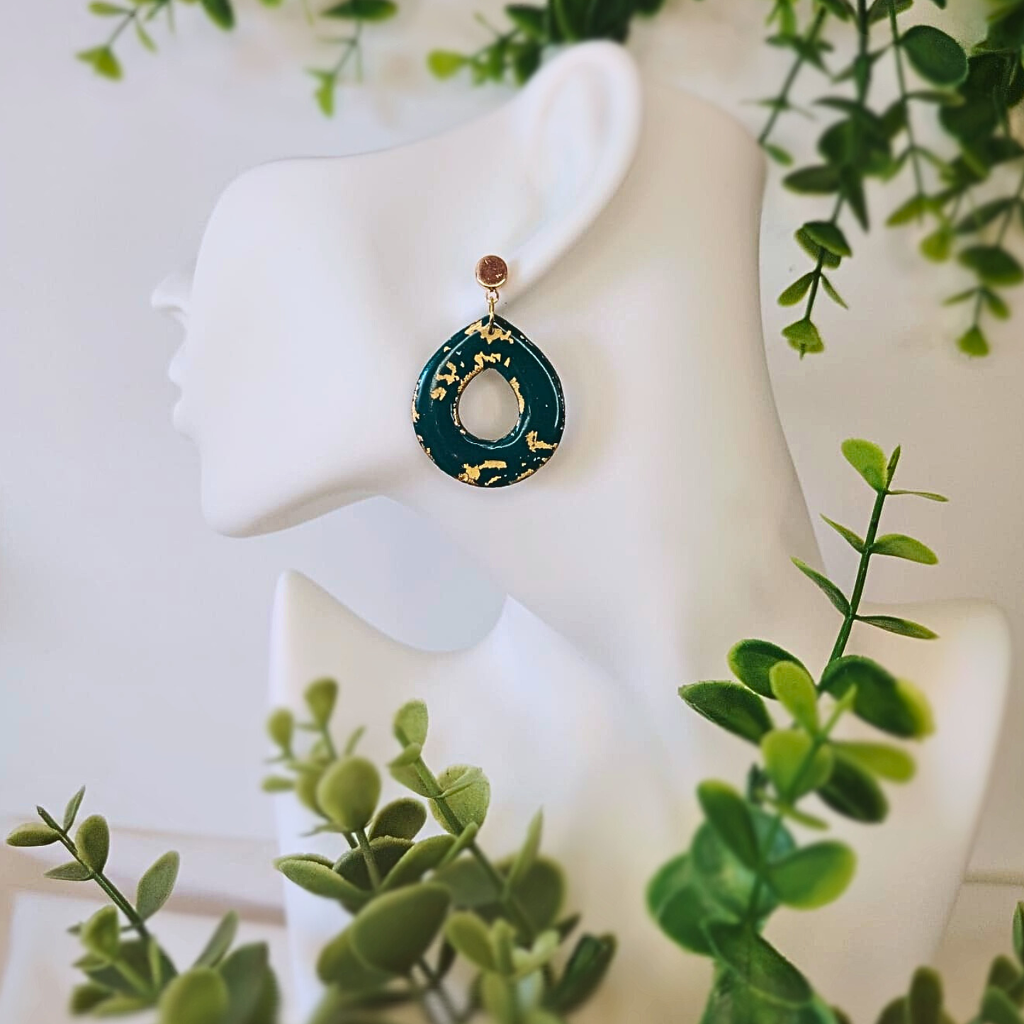 Golden Green Elegance - Elegantne zlatno zelene naušnice