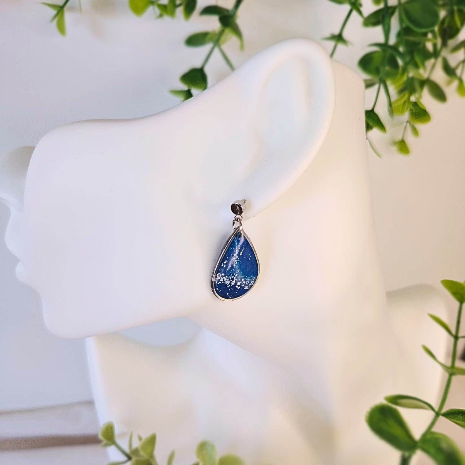 Blue Drop - Elegatne naušnice, ručno izrađene od polimer gline