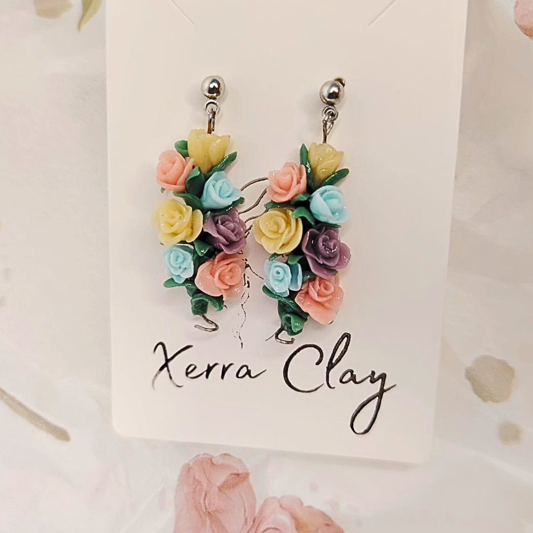 Blooming naušnice od polimerne gline – unikatni ručni rad