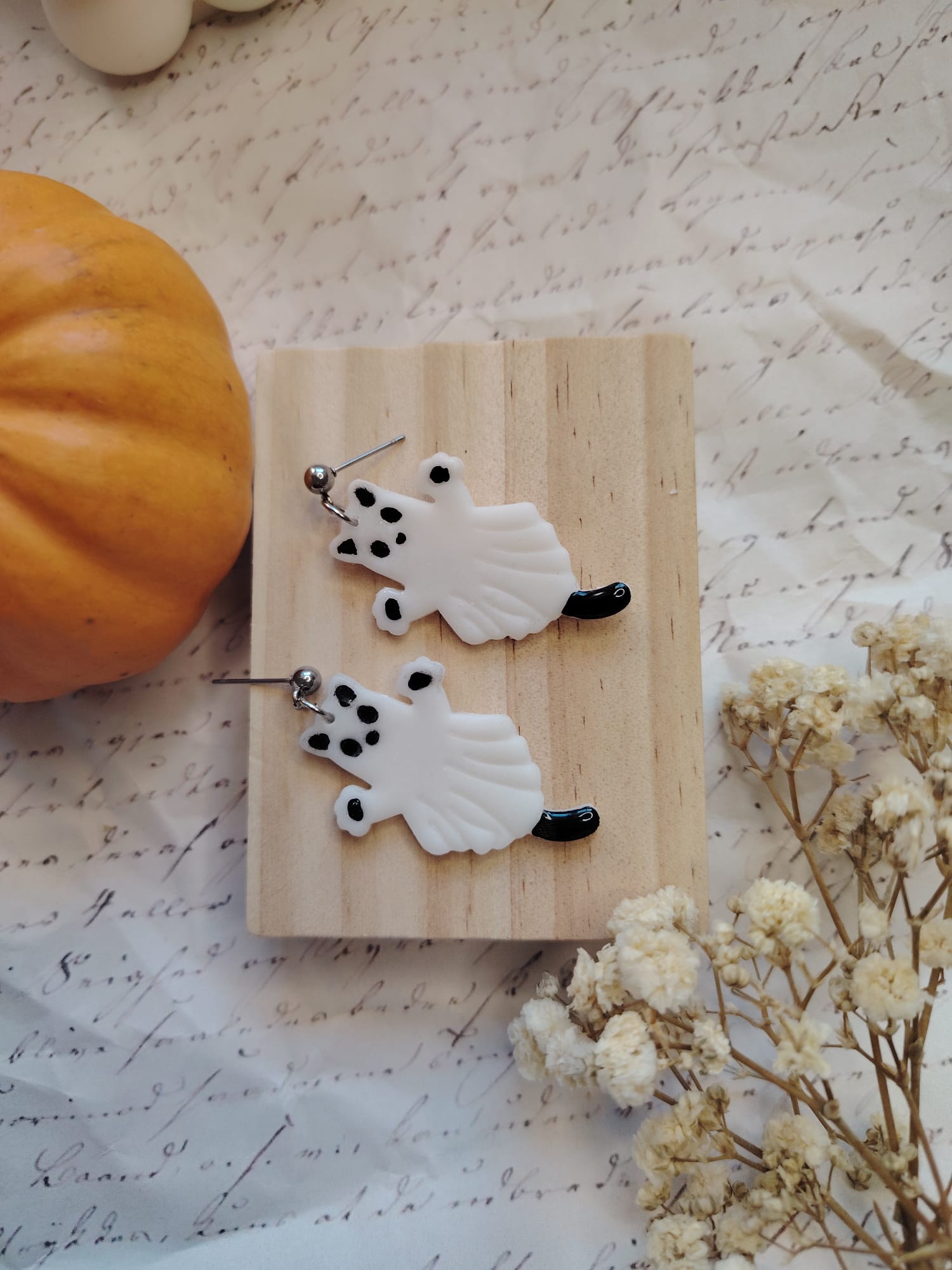 Ghost Kitty naušnice od polimerne gline – ručni rad