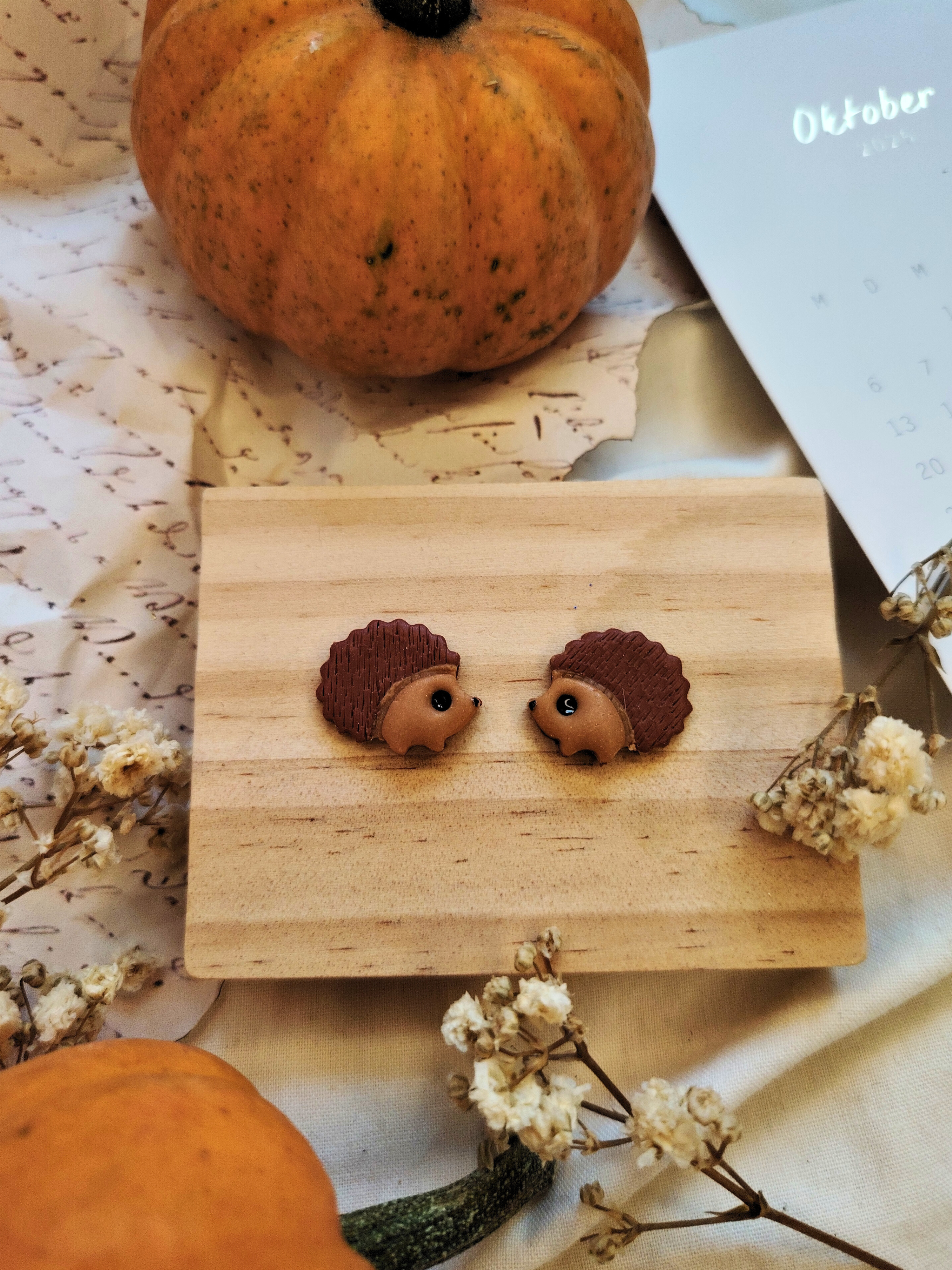 Squirrel & Hedgehog Studs / Vjeverica i Jež naušnice od polimerne gline – ručni rad