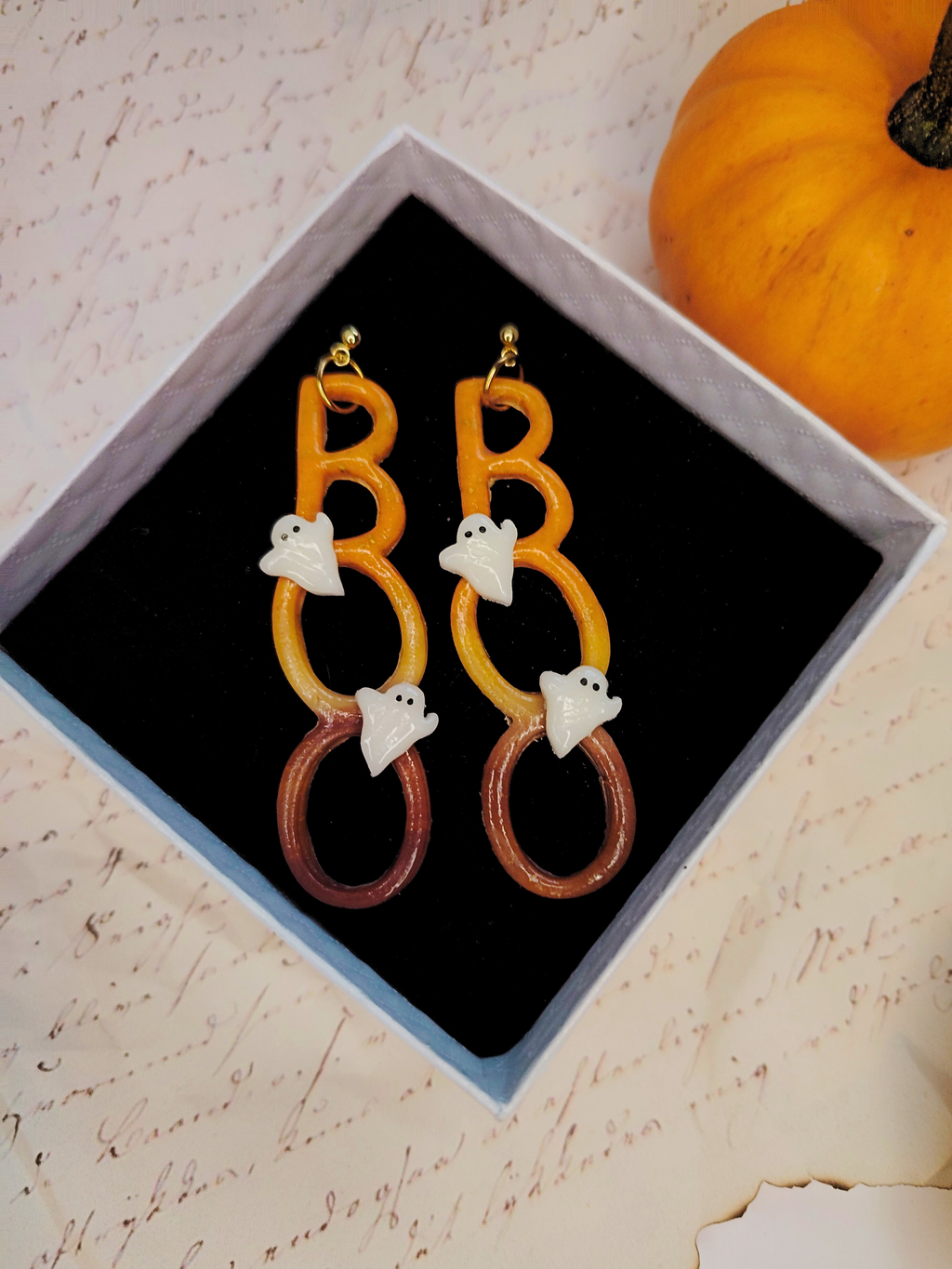 Spooky Boo naušnice od polimerne gline – ručni rad